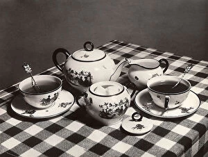 Images Dated 22nd February 2012: Tea service