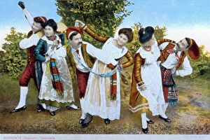 Images Dated 23rd April 2010: Traditional costumes for the Tarantella