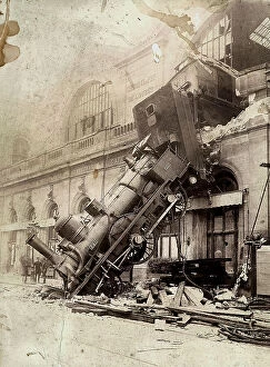 Images Dated 18th April 2011: Train accident at the Montparnasse Station in Paris, October 22, 1895