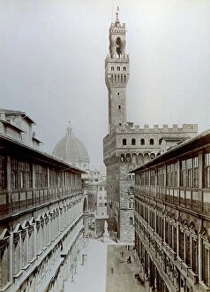 Images Dated 20th December 2010: The Uffizi square in Florence from the inside of the Gallery