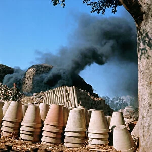 Images Dated 14th October 2011: Upper Egypt: ovens and storage vessels in a village along the banks of the Nile