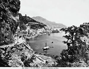 Images Dated 25th July 2011: View of Amalfi, Salerno