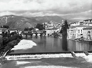 Images Dated 12th March 2010: View of Bassano del Grappa with bridge over the Brenta river