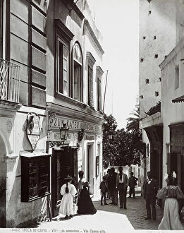 Images Dated 11th April 2005: View of Via Camarella (Camarella Street) with people in Capri