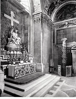 Images Dated 9th March 2010: View of the Cappella della Piet with the famous Piet by Michelangelo Buonarroti and, on the left