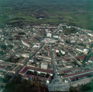 Images Dated 30th November 2006: Full view of the city of Palmanova, Udine