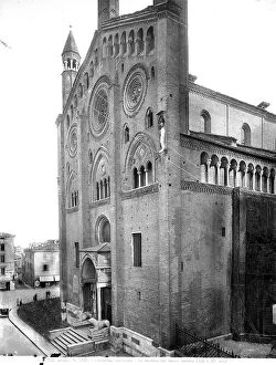 Images Dated 29th March 2007: View of the faade on the left side of the Cathedral of Santa Maria Assunta at Cremona