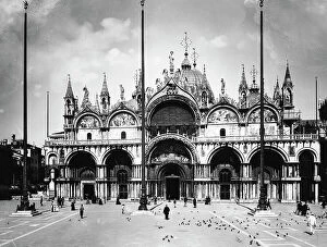 Images Dated 24th March 2009: View of the facade of Saint Mark's Cathedral in Venice