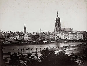 Images Dated 28th March 2011: View of Frankfurt with the Untermain brcke and the Cathedral's tower