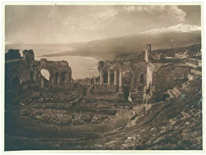Images Dated 26th November 2007: View of Greek Theatre, Taormina