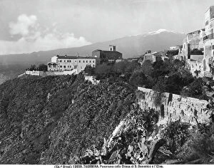 Images Dated 17th November 2011: View of the monastery of San Domenico in Taormina. The monastery