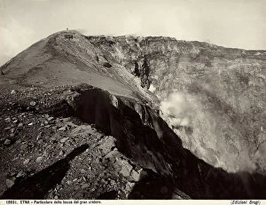 Images Dated 25th January 2006: View of Mount Etna's large crater