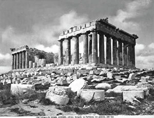 Images Dated 11th April 2012: View of the Parthenon, famous temple in the Acropolis of Athens
