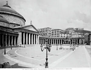 Images Dated 14th May 2009: View of Piazza del Plebiscito and the church of San Francesco di Paola, in Naples