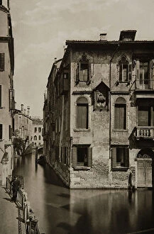 Images Dated 6th April 2010: View of Rio and Palazzo dell'Angelo, Venice