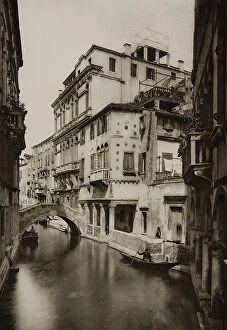 Images Dated 6th April 2010: View of Rio and Palazzo Widmann, Venice