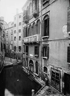 Images Dated 25th May 2010: View of Rio Rio delle Beccarie, Venice