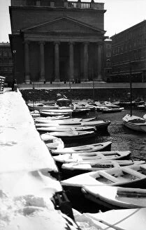 Images Dated 4th June 2010: View under the snow of the boats in the Canal Grande, Trieste