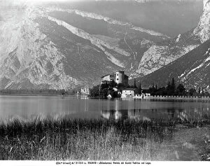 Images Dated 12th March 2010: View of Toblino Castle on Lake Toblino