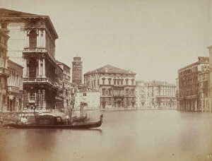 Images Dated 6th December 2011: View of a Venice canal