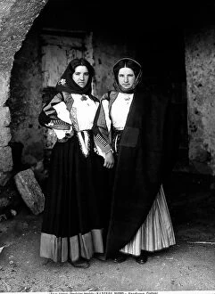 Images Dated 27th July 2009: Vittorio Alinari's second journey: two young woman in traditional Sardinian dress