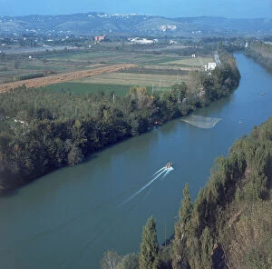 Images Dated 2nd July 2007: Volturno and its estuaries