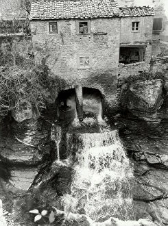 Images Dated 7th April 2011: Water-mill in Loro Ciuffenna, district of Arezzo, Val d'Arno