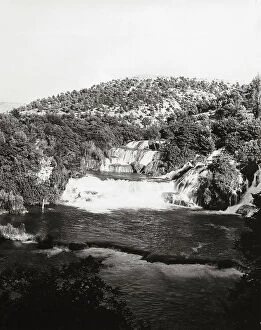 Images Dated 17th September 2003: The waterfalls of Krka in Croatia