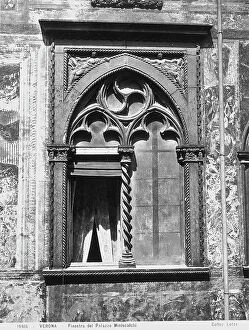 Images Dated 16th April 2010: Window of the Palazzo Miniscalchi-Erizzo, Verona