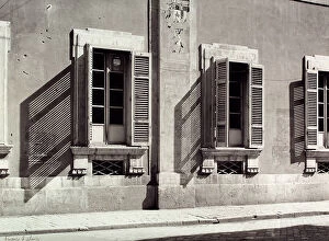 Images Dated 15th April 2011: Windows on the first floor of a building