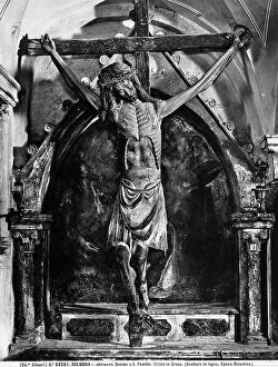 Images Dated 27th April 2012: Wooden crucifix, work conserved at the Cathedral of San Panfilo in Sulmona