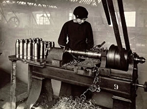 Images Dated 3rd February 2010: Worker in a 'Bullets Italian Factory' ('Fabbrica Italiana Proiettili'), 1920