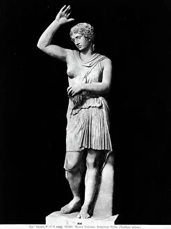 Images Dated 6th December 2007: Wounded Amazon, marble statue placed in the Capitoline Museum in Rome